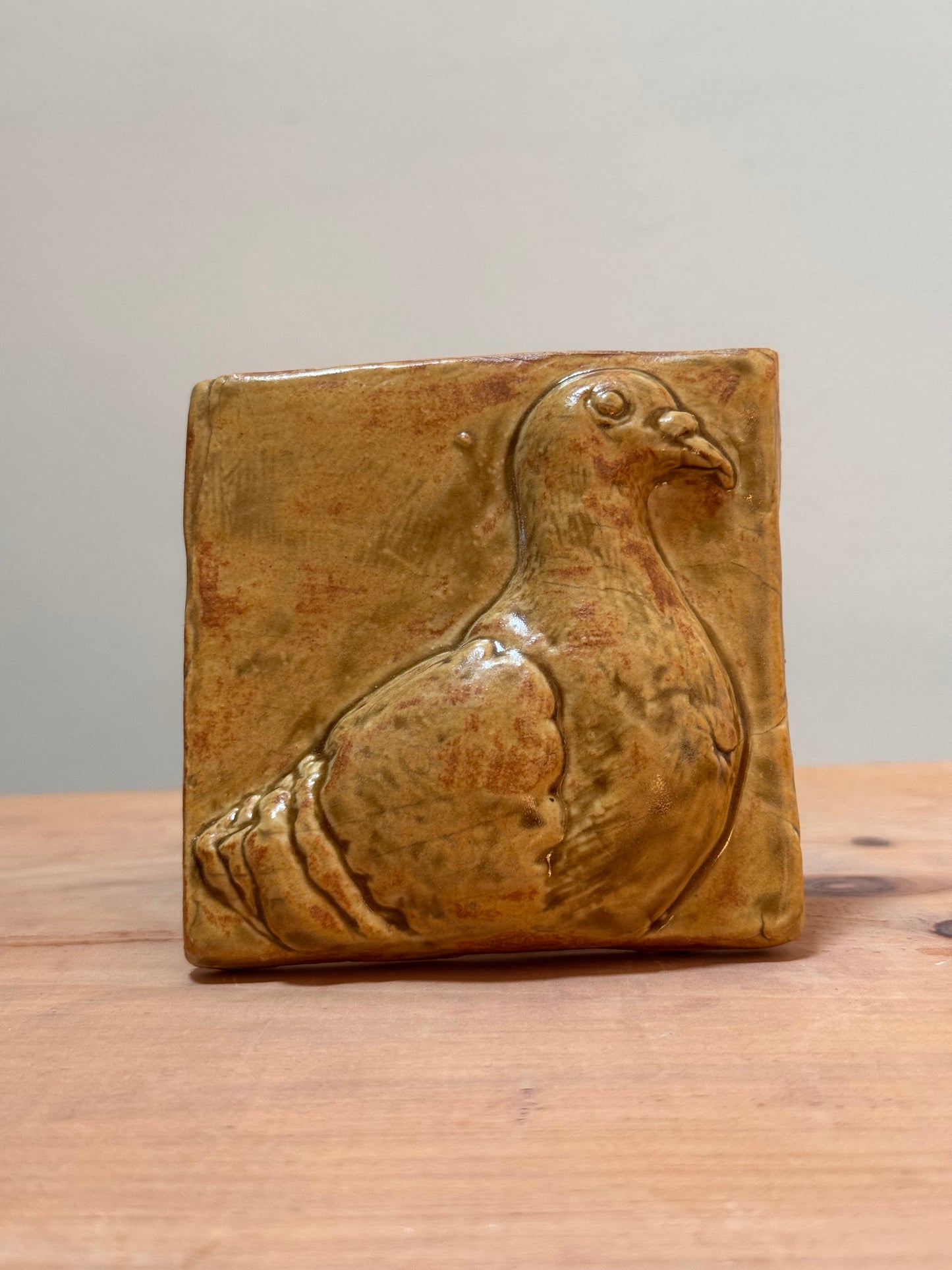 Pigeon Tile #51