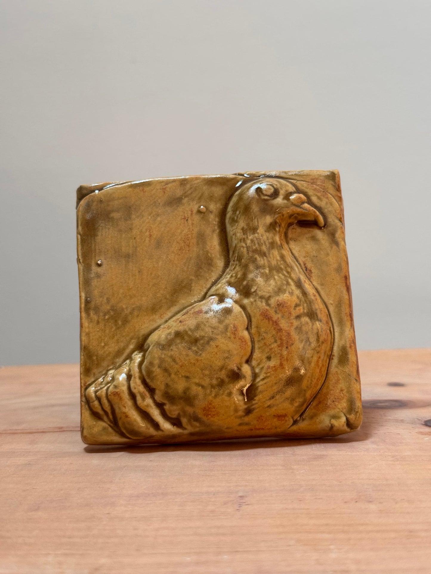 Pigeon Tile #52